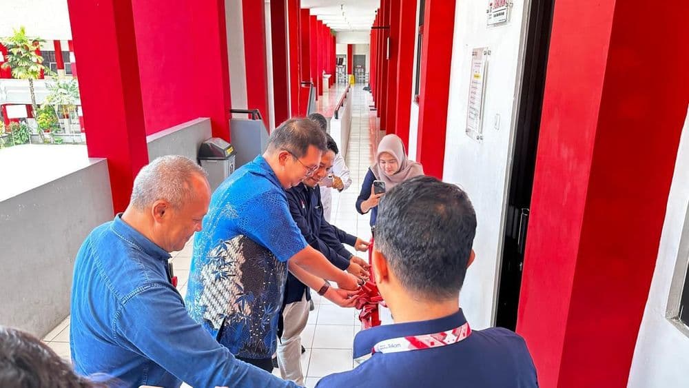 Merkle Innovation Technology (MIT) Mengumumkan Kolaborasi Strategis dengan SMK Malang gallery 3