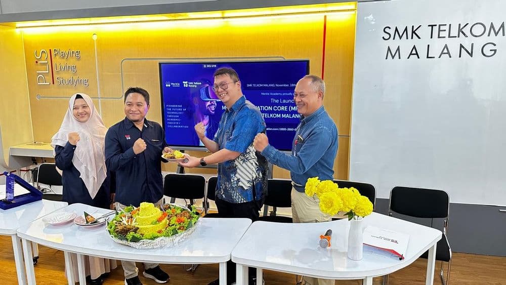 Merkle Innovation Technology (MIT) Mengumumkan Kolaborasi Strategis dengan SMK Malang gallery 4